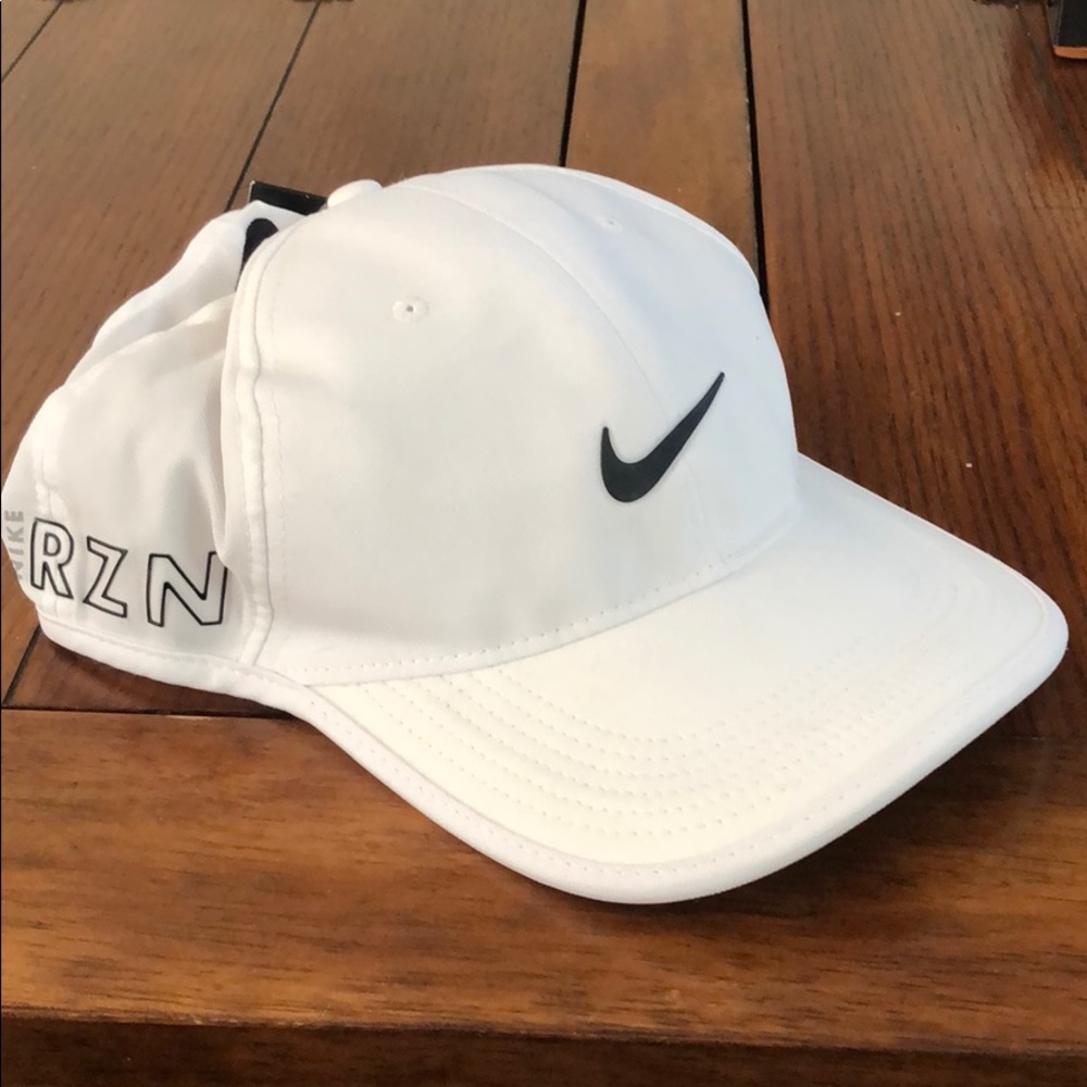 Unisex Nike Vapor Hat